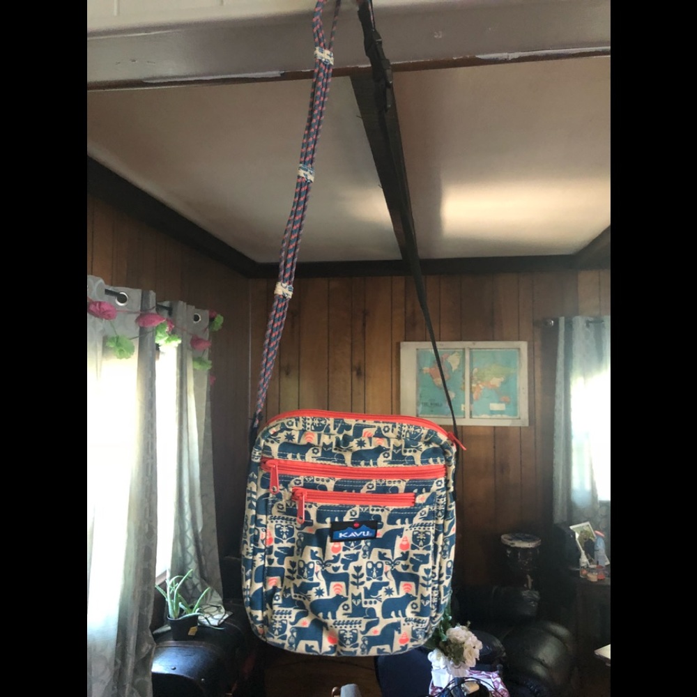 KAVU crossbody
